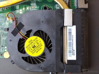 Základní deska Toshiba s chladičem - 5