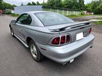 Ford Mustang 3,8 V6 1997 2x kola - 5