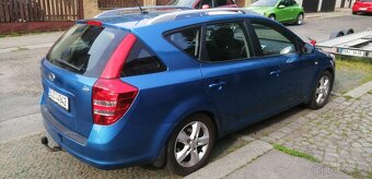 Kia Ceed kombi 1.6 CRDi , r. 2010 facelift, servis, STK, atd - 5