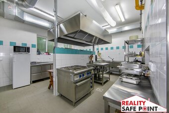 Prodej hotelu - Dobřany, ev.č. 00617 - 5