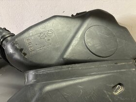 Octavia 2 RS 2.0TDI nádrž, palivové čerpadlo - 5