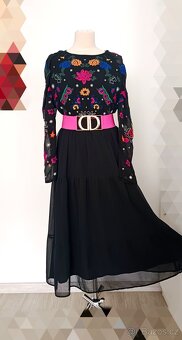 Vyšívané šaty Desigual - 5