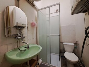 Pronájem bytu 1+1 o 87m² Stará Osada, pro jednu až osoby, pl - 5