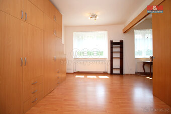 Pronájem bytu 1+1, 45 m², Hradec Králové, ul. Bidlova - 5