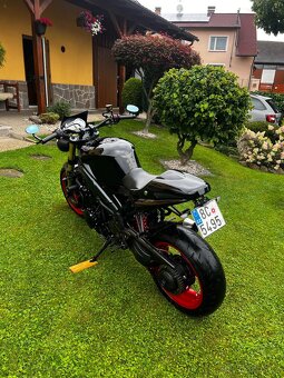 Triumph Speed Triple 1050 - 5