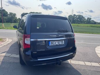 Chrysler Town Country 3,6 RT DVD Stown Kůže 2014 - 5