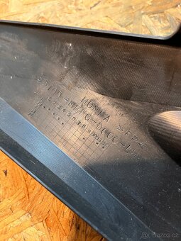 Levý boční podsedlový plast Honda CBR600RR PC37 05-06 - 5