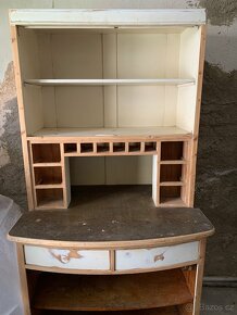 Strozitna kuchynska kredenc - 5