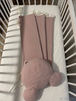 Dřevěná dětská postýlka - 5