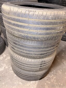 235/45 R18 Hankook - 5