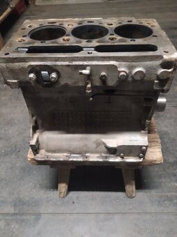 Díly motoru Perkins D 2500 - 5