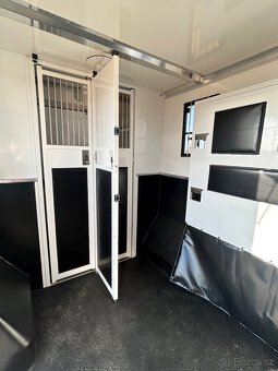 RENAULT MASTER 2,3 l prepravnik na kone - 5