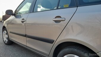 Škoda Fabia 2 Kombi 1.2 HTP 12V 51Kw - 5