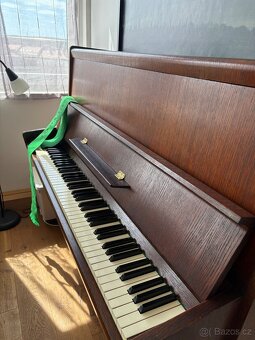 Piano PETROF - 5