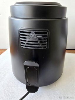 Horkovzdušná fritéza Midea Air Fryer 4L - 5