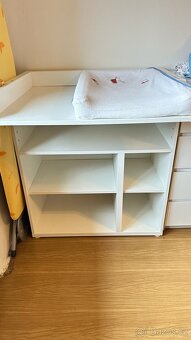 Ikea småstad přebalovací pult - 5