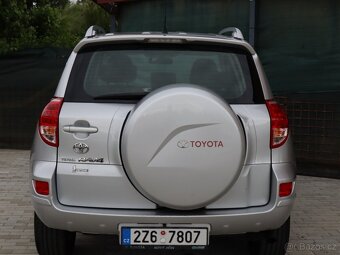 Toyota Rav4, 2,2 D-4D 4x4 Kamera, 2 sady kol - 5
