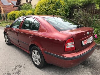 Skoda Octavia 1.6i - 5