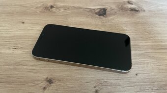 Apple iPhone 12 Pro 128GB, příslušenství, 5900Kč - 5