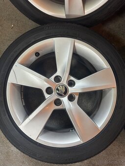 ALU Kola ŠKODA 5x100 R16 ALORE Letní Pneu 215/45/16 - 5