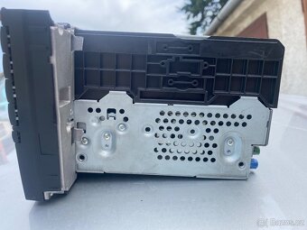 Mercedes w211 radio - 5