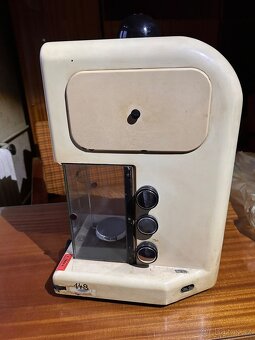 Laboratorní váha - 5