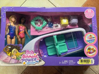 Dvě panenky Barbie s motorovým člunem - 5