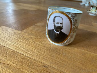 mix hrníčku a skleniček - 5