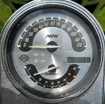 Harley - Davidson, grafitový Road King 96´ inch. - 5