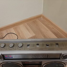 Radiomagnetofon. - 5