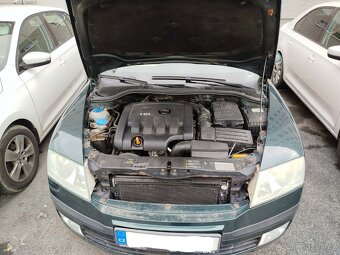 Prodam dily octavia 2  motor 2.0 103 pd tdi - 5