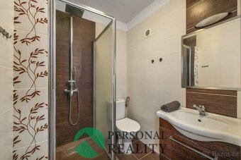 Pronájem byty 1+kk, 30 m2 - Chvaletice, ev.č. 02259 - 5