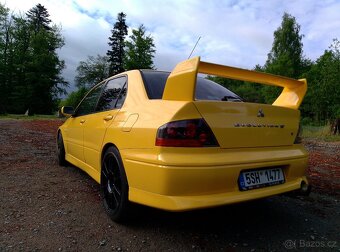 Mitsubishi Lancer EVO VII - 5