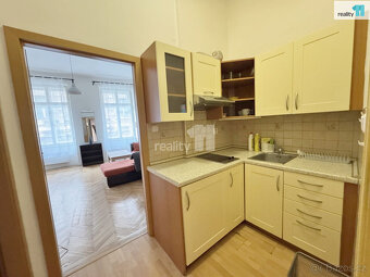 Pronájem bytu 2+kk, 45 m2, cihla, zařízený, Praha 1 - Nové M - 5