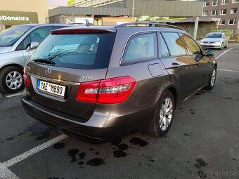 Mercedes E220 (W212) 125 kw, manuál, r.v. 2010 - 5