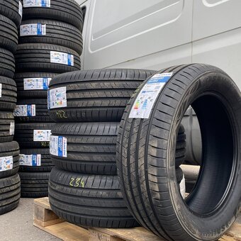 NOVÉ Letní pneu 235/55 R18 104V Sailun - 5