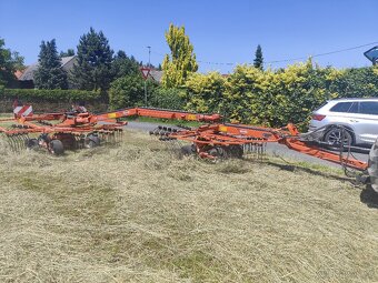 Shrnovač píce Claas KUHN GA 6632 Masterdrive - 5