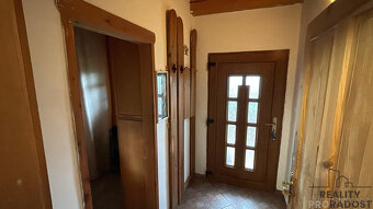 Prodej RD 5+kk se zahradním domkem ve spodní části města Zno - 5
