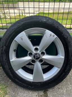 🛞 Originálnà ALU kola Škoda Rapid + letnà pneu Nexen – 15” - 5