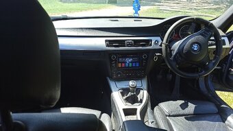 BMW e90 2.0d Mpaket - 5