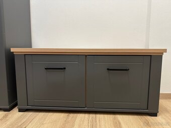 Předsíňová stěna - 5