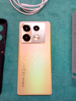 Infinix Note 40 PRO - RAM 12GB/256 GB - 5