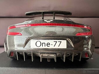1:18 Autoart, Aston Martin - 5