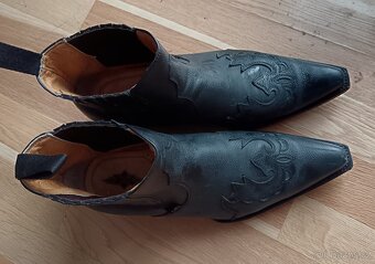 Prodám pánské kožené boty koně - 5