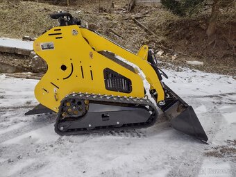 Pasovy nakladac benzin 1 valec zdvih 250kg - 5