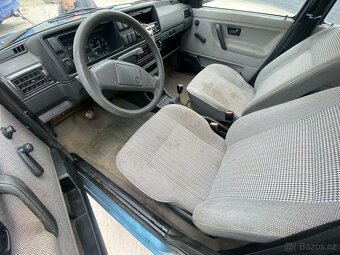 Volkswagen Golf benzín. - 5