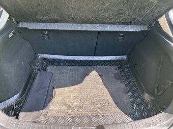Mazda 3 - 5