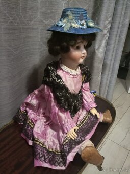 Velká panenka s porcelánovou hlavou - 5