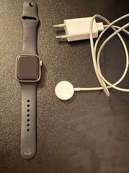 Apple Watch Series 4 / 40 SM - 5