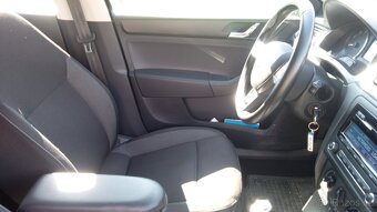 Rapid 1.2 Tsi-77kw-6kvalt, najeto pouze 77tkm - 5